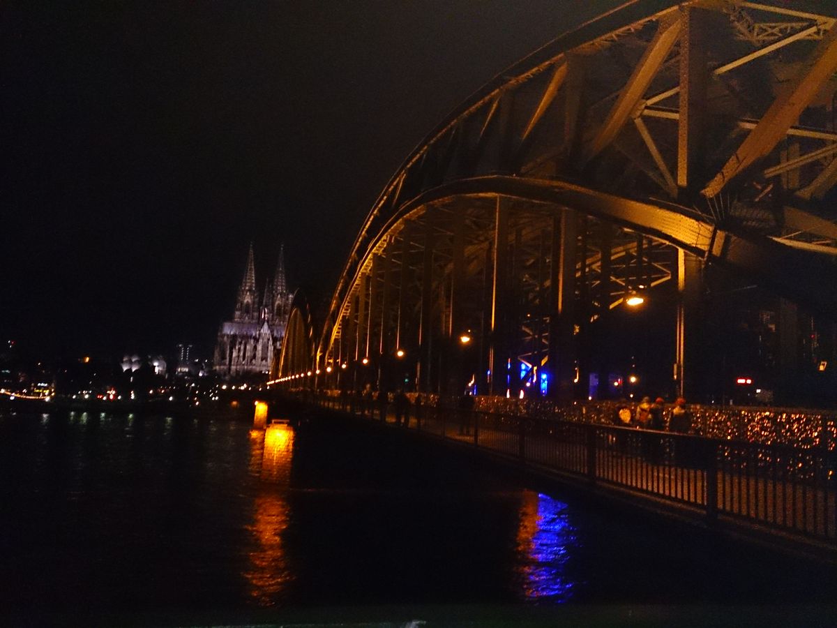 Köln bei Nacht